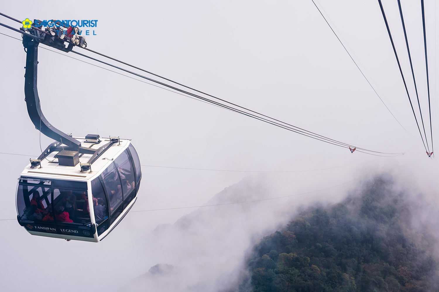 Cable Car at Fansipan 1073428271